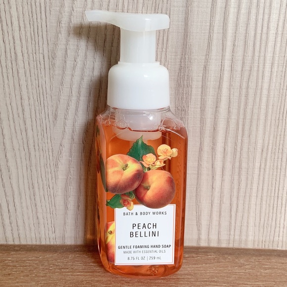 Bath and Body Works Vacation Hand soap bundle - Picture 3 of 6